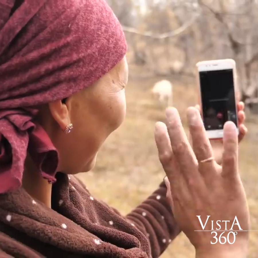 Smartphones for artisan connection